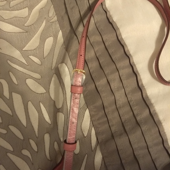 Brand new Coach bag - crossbody or over the arm - Picture 4 of 5